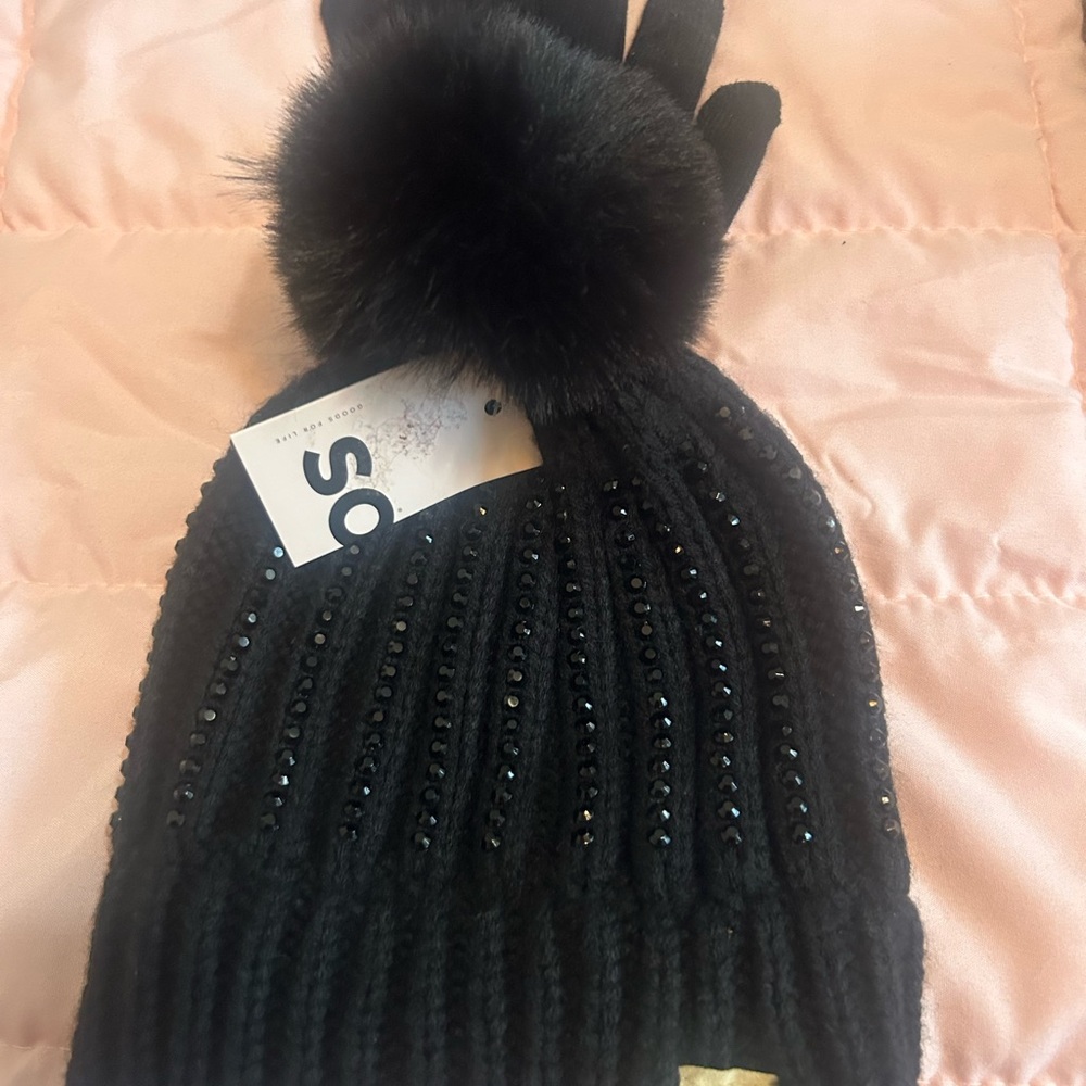 SO Black Knit Beanie with Faux Fur Pom and Sequins and Gloves -Kids